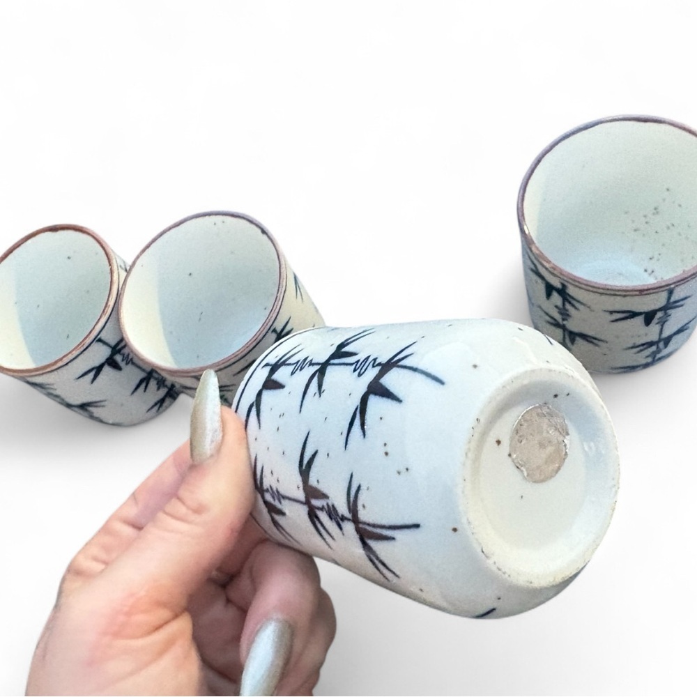 Set Of 4 Vintage Blue And White Bamboo Motif Stoneware Takahashi Tea Cups - Picture 4 of 8